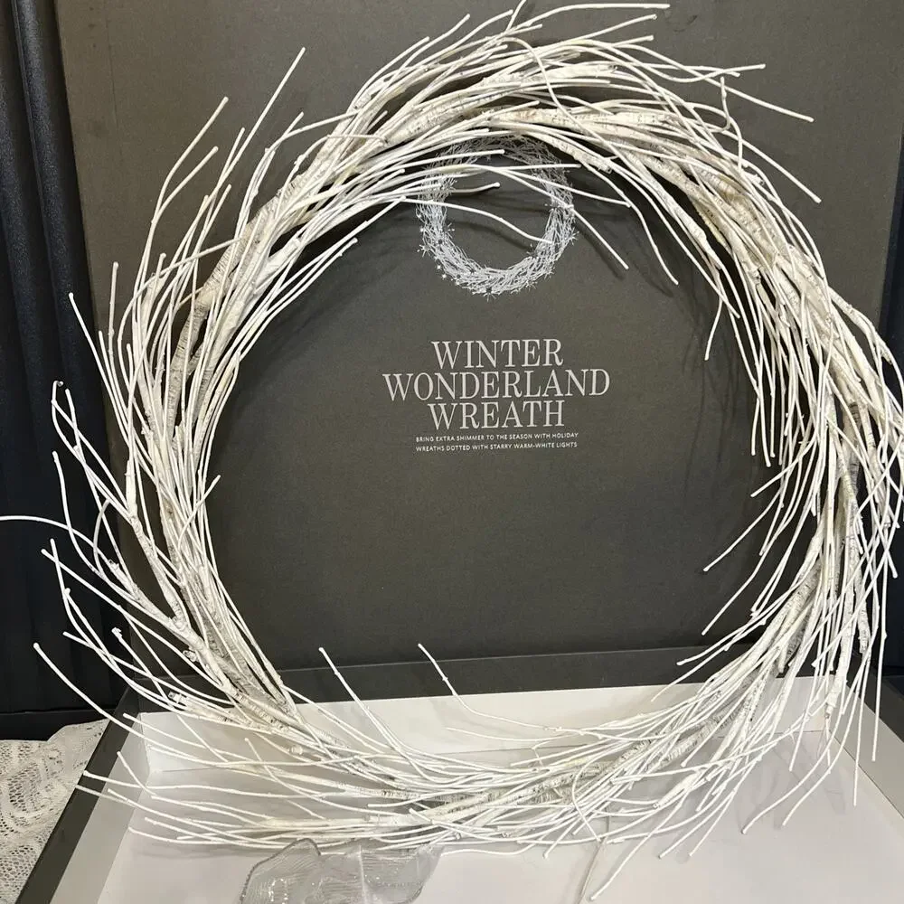 Restoration Hardware Winter Wonderland 24” Warm White Starry Lighted Wreath Box
